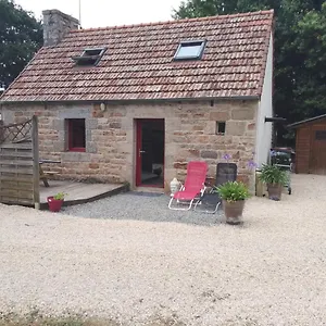 Maison En Pierre Entre Terre Et Mer , Tonquédec France